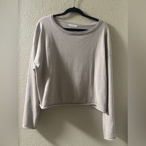 Neuflora beige sweater